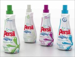 4 bouteilles de lessives Persil